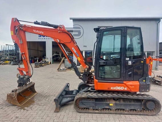 Kubota-Kx060-M044347-9